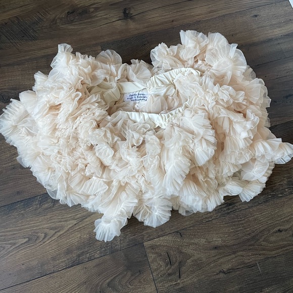 Deadly Seams Tutu - Picture 3 of 5